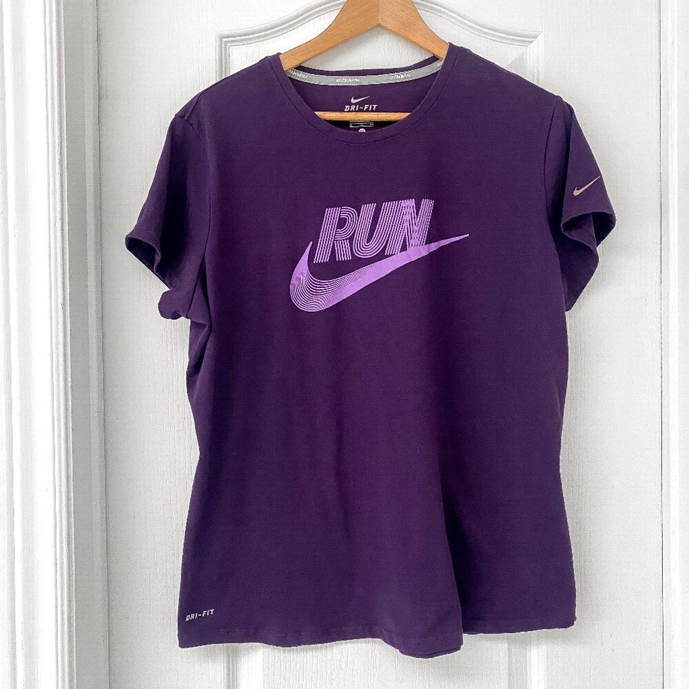 Nike Dri-FIT Purple RUN Graphic Tee | XL